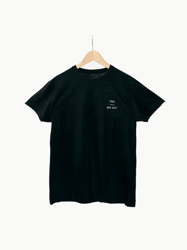 Camiseta Més Que Surf negra
